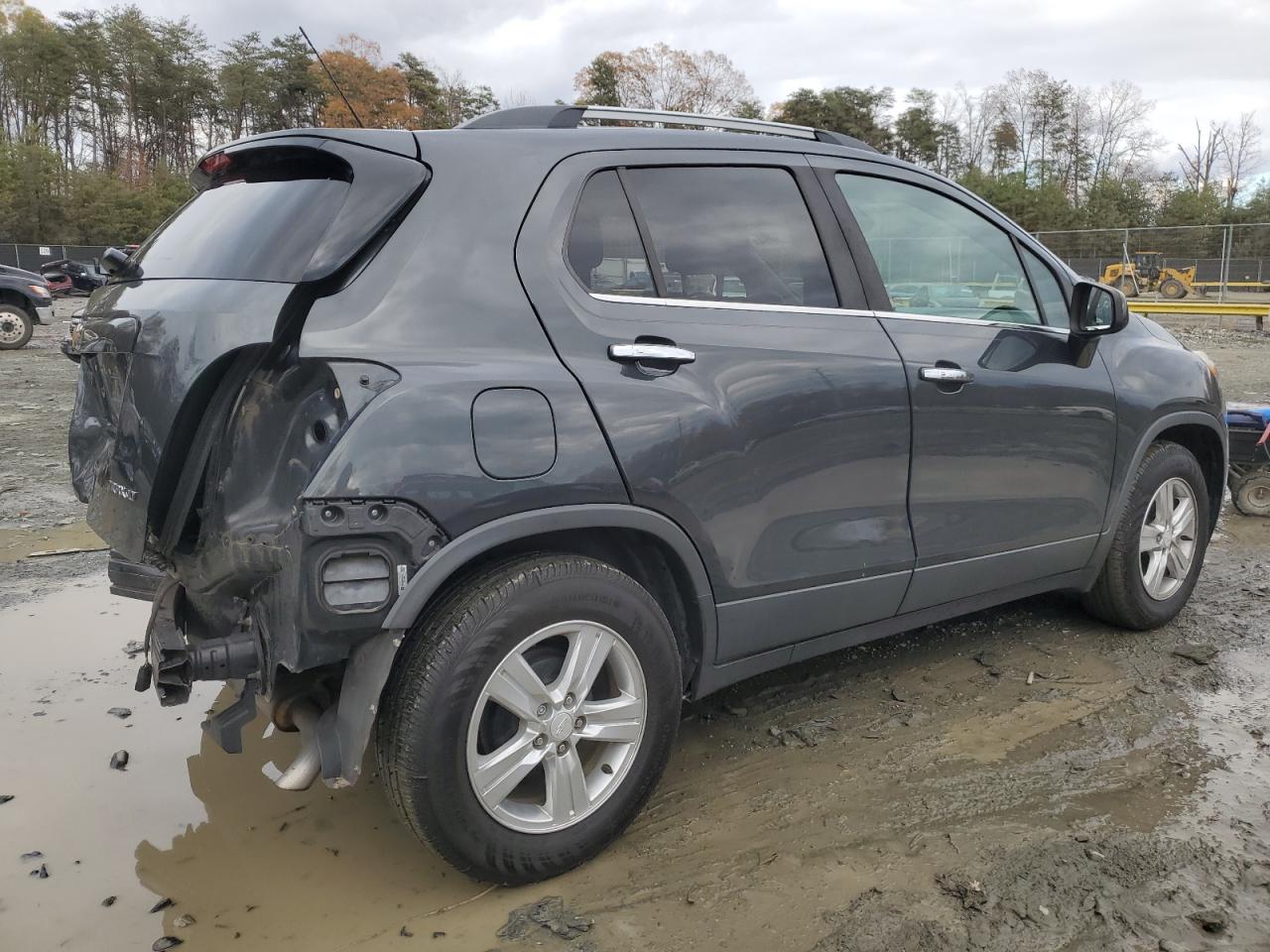 2018 Chevrolet Trax - Image 3