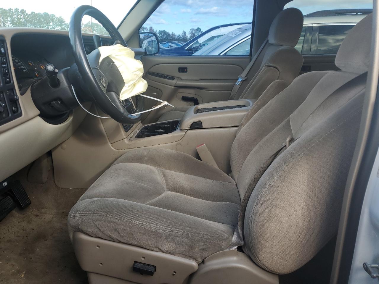 2005 GMC Yukon - Image 7