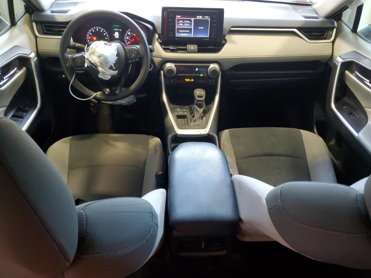 2021 Toyota RAV 4 - Image 8