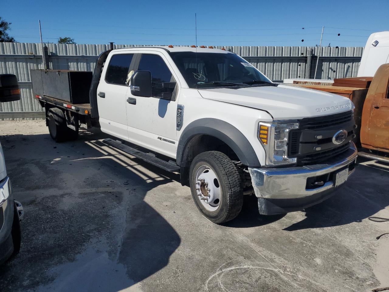 VIN 1FD0W4HT4KEF85316 2019 FORD F450 no.4