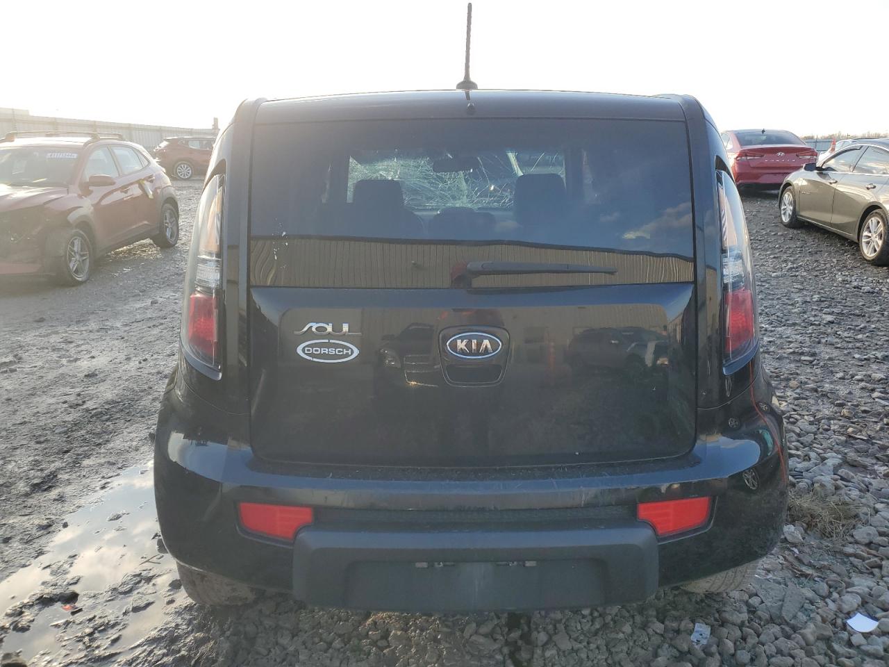 2010 Kia Soul + VIN: KNDJT2A25A7076703 Lot: 81063094