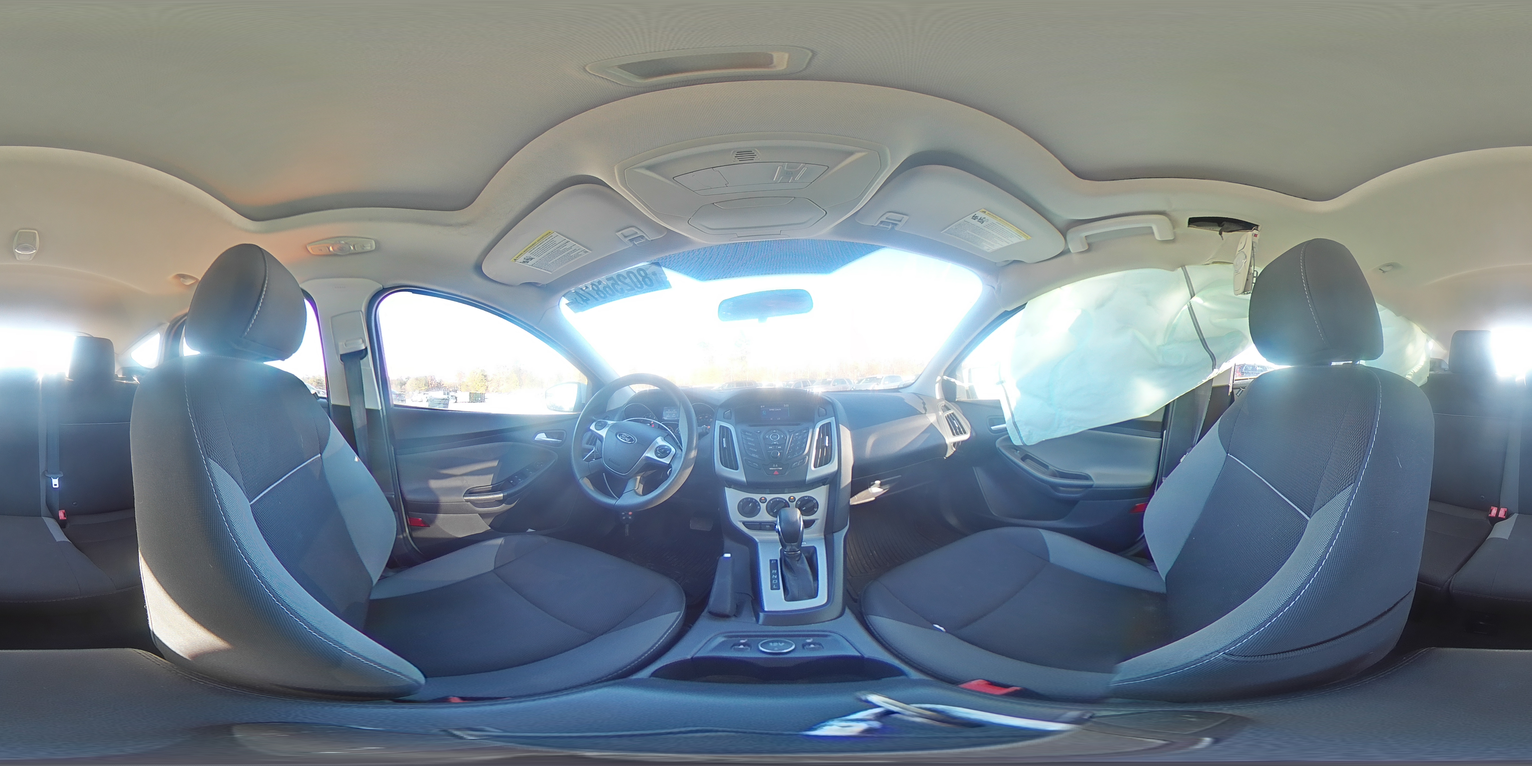 2014 Ford Focus - Image 12