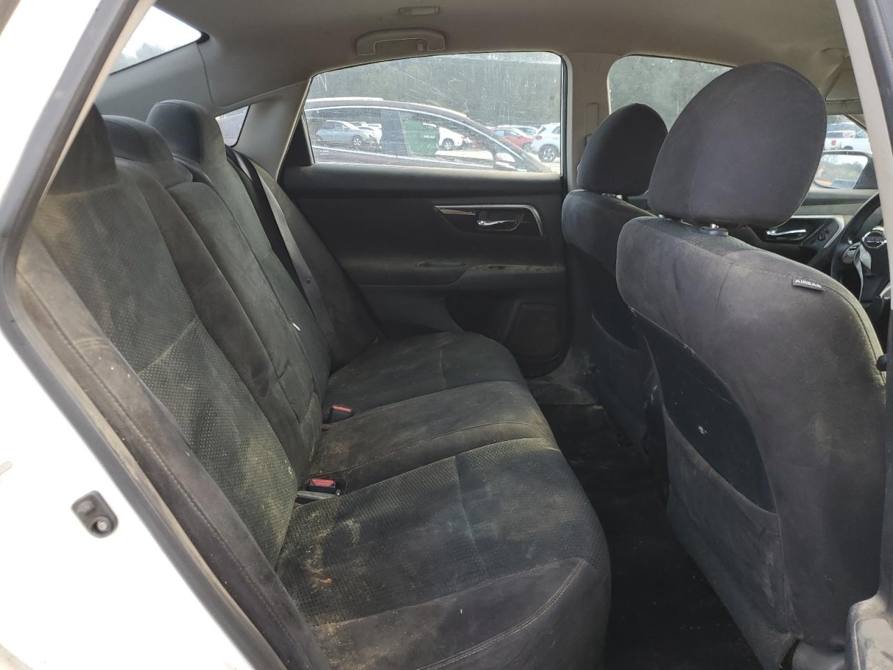 2014 Nissan Altima - Image 10