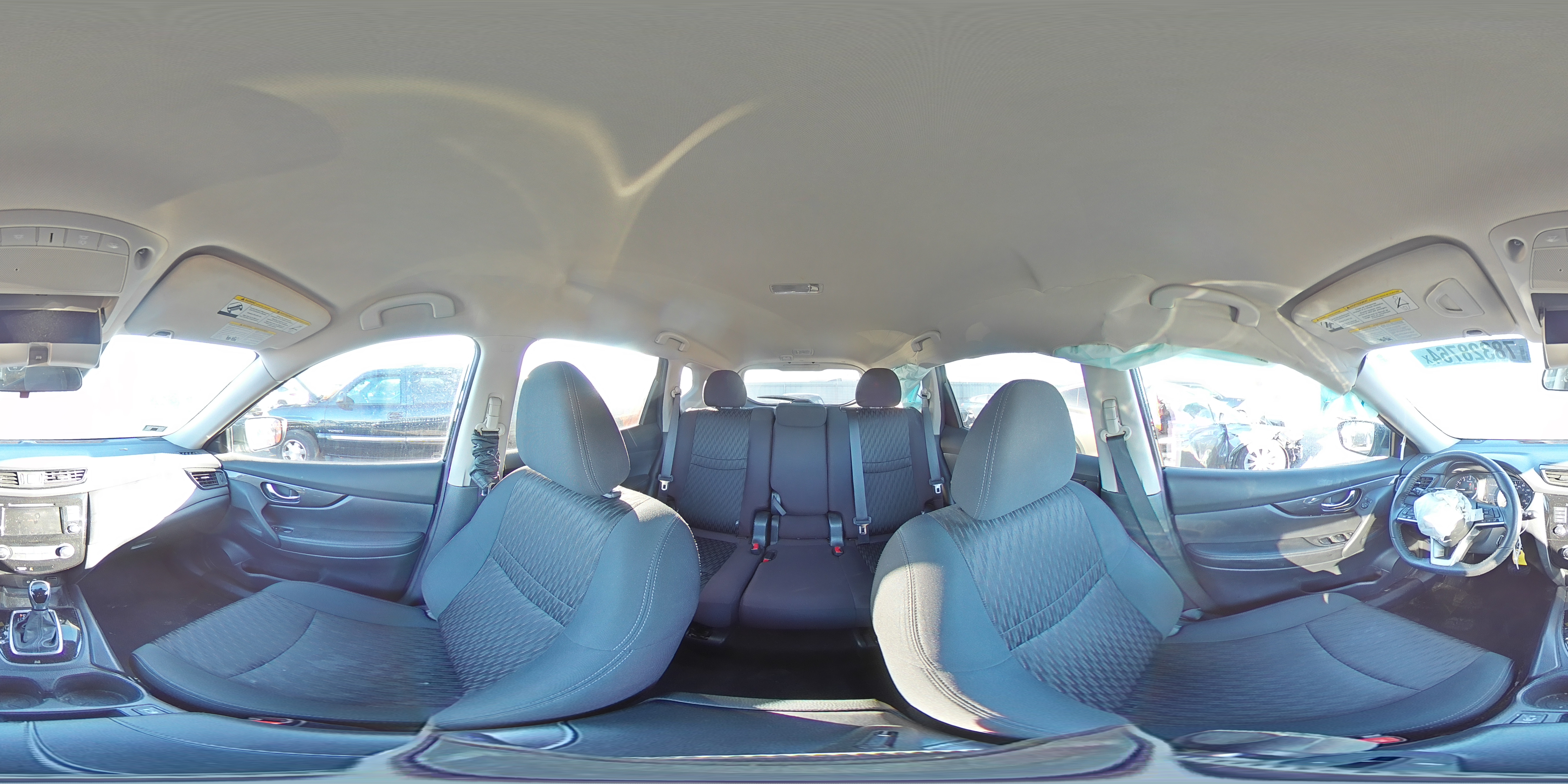 2020 Nissan Rogue - Image 15