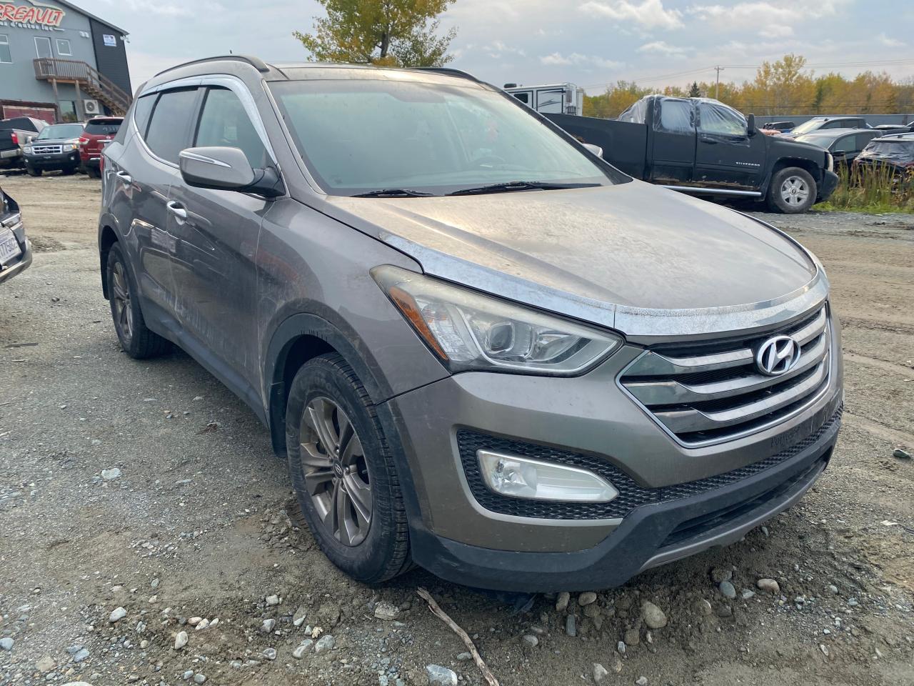 2015 Hyundai Santa Fe - Image 4