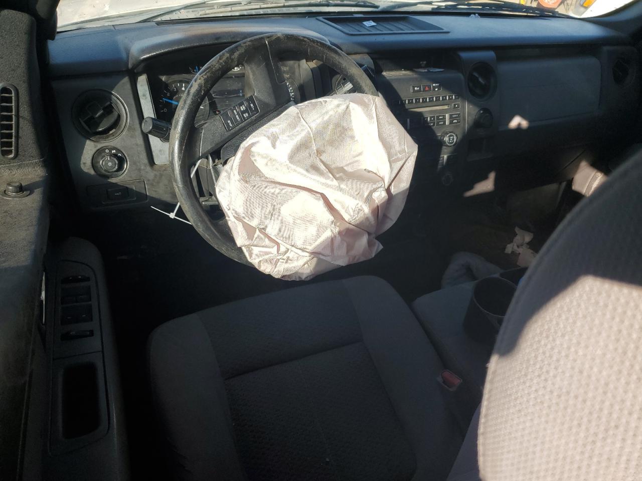 2014 Ford F150 Super Cab VIN: 1FTFX1EF0EKG11358 Lot: 65114725