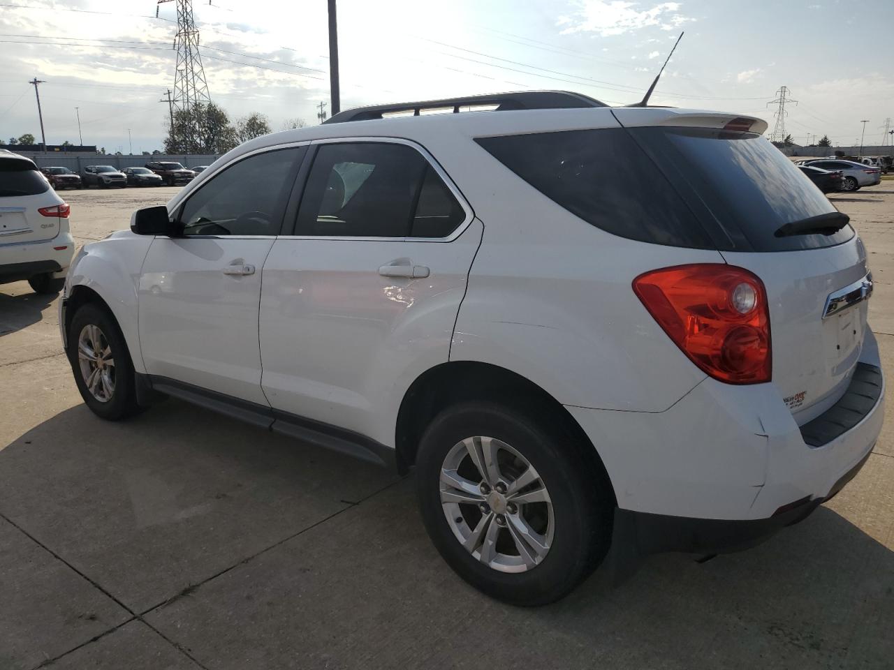 2011 Chevrolet Equinox - Image 2