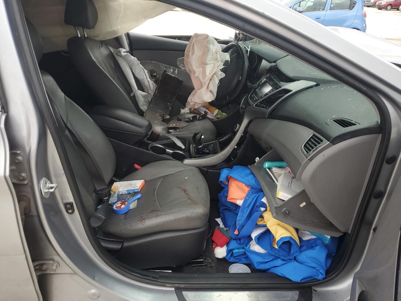 2015 Hyundai Elantra - Image 7