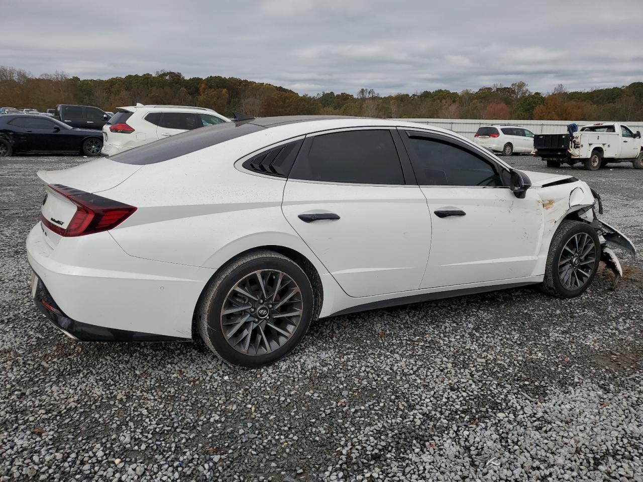 2020 Hyundai Sonata - Image 3