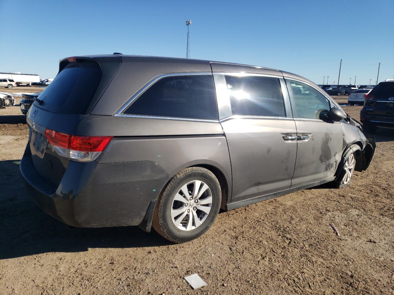 2016 Honda Odyssey - Image 3