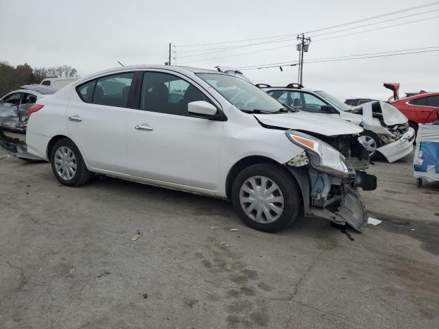  NISSAN VERSA 2018 Білий