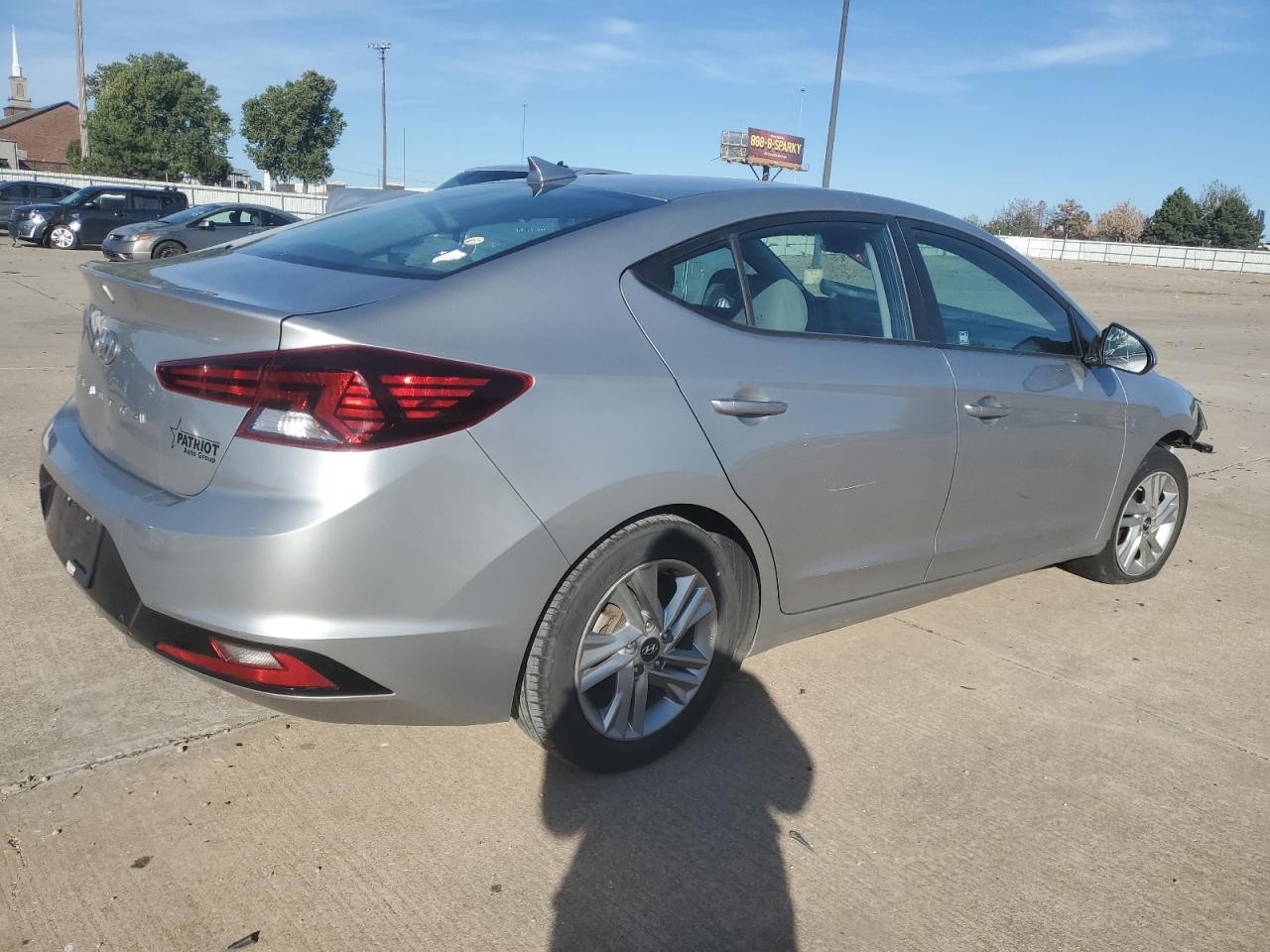 2020 Hyundai Elantra - Image 3