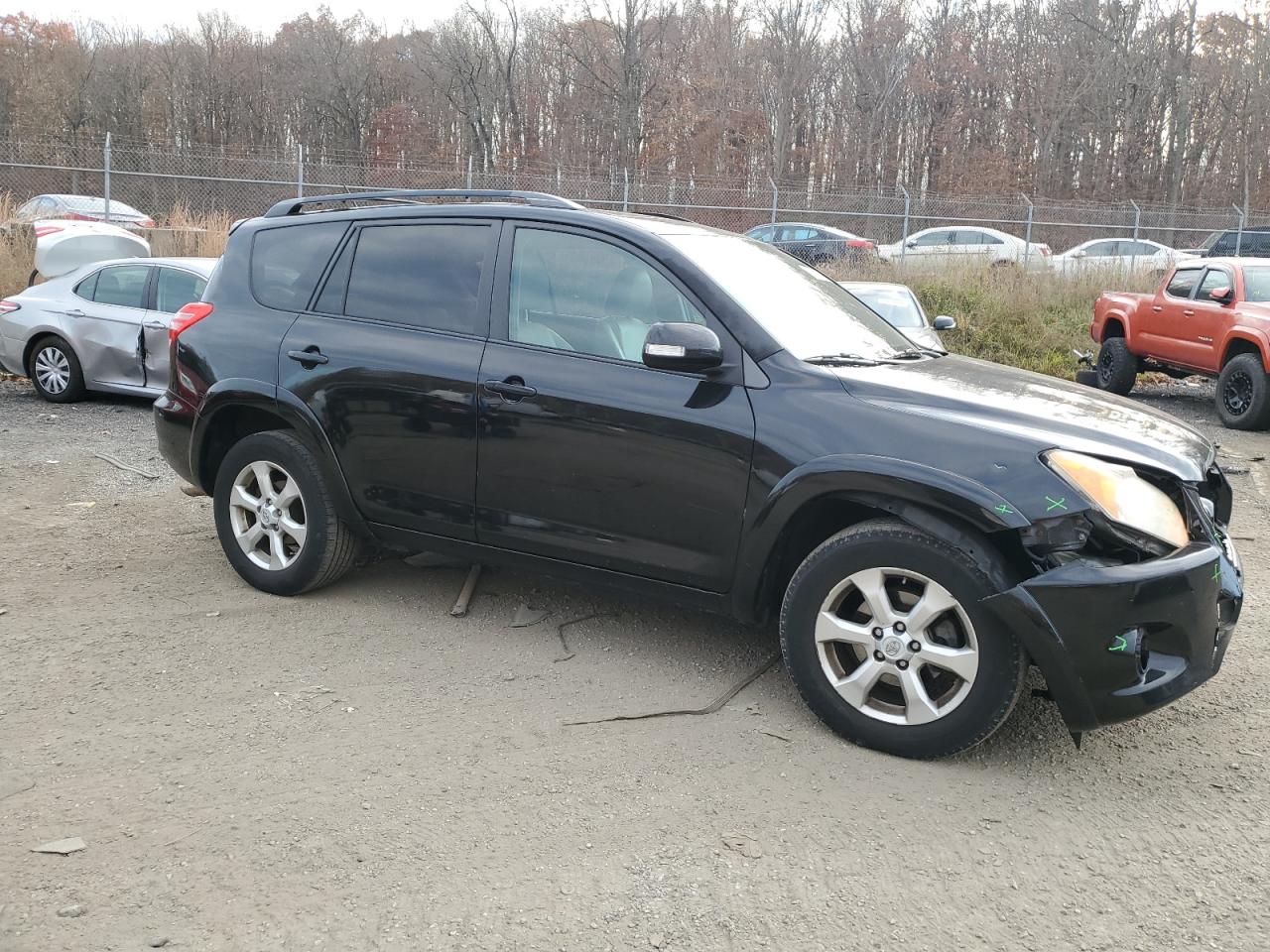 2010 Toyota RAV 4 - Image 4