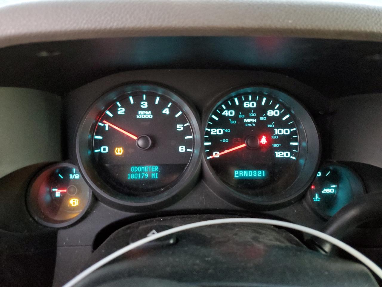 2009 Chevrolet Silverado - Image 9