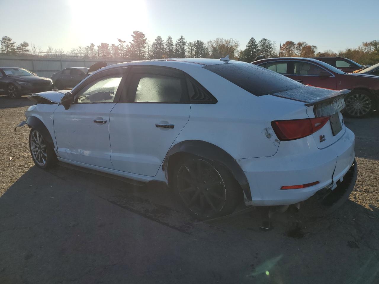 VIN WAUBFGFF9F1138065 2015 AUDI A3 no.2