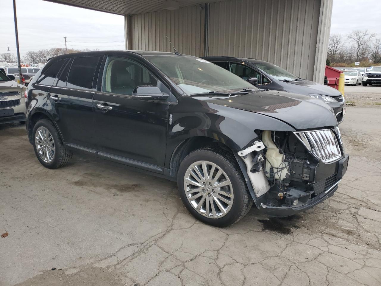 VIN 2LMDJ8JK3DBL47775 2013 LINCOLN MKX no.4