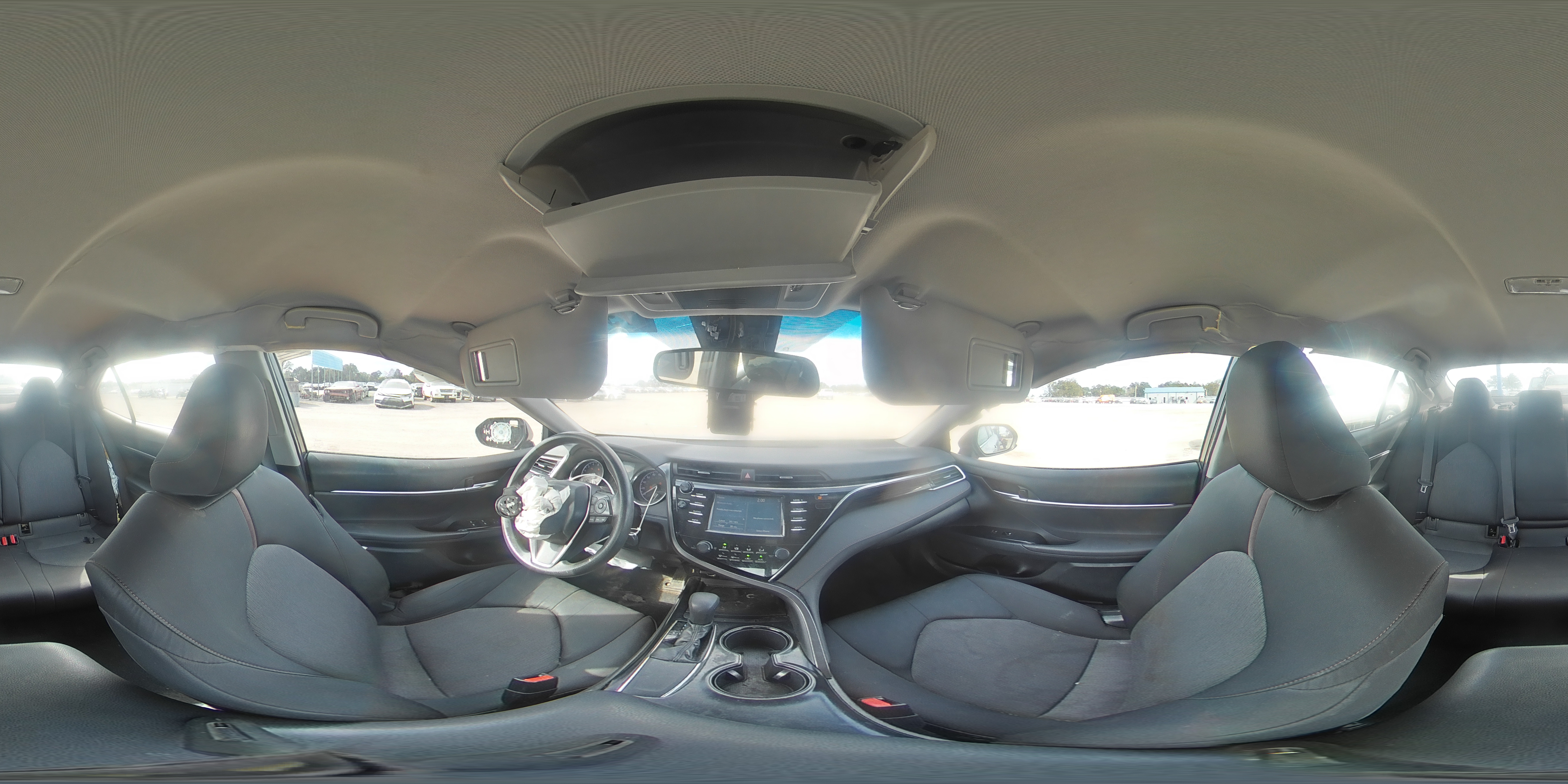 2018 Toyota Camry - Image 13