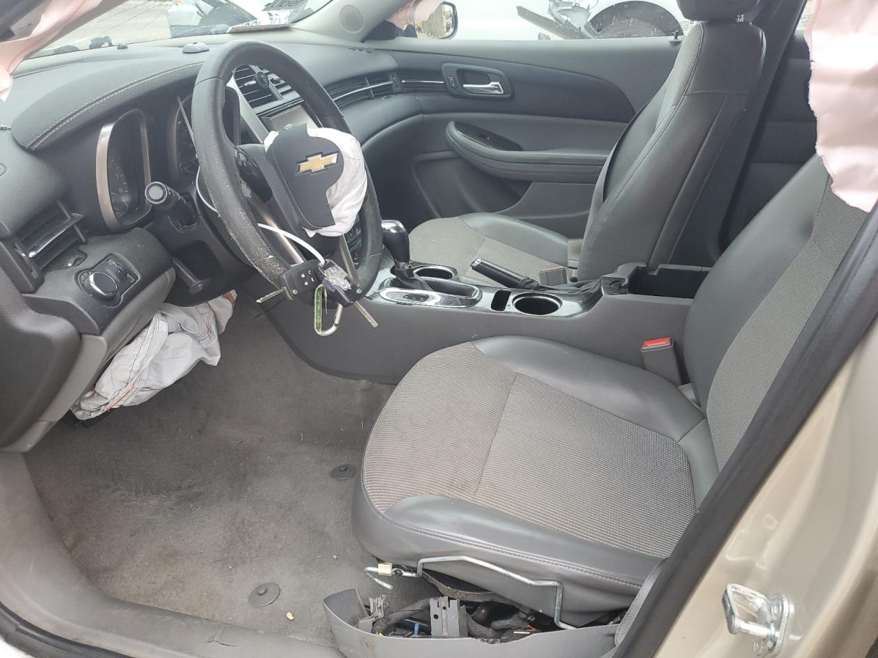 2016 Chevrolet Malibu - Image 7