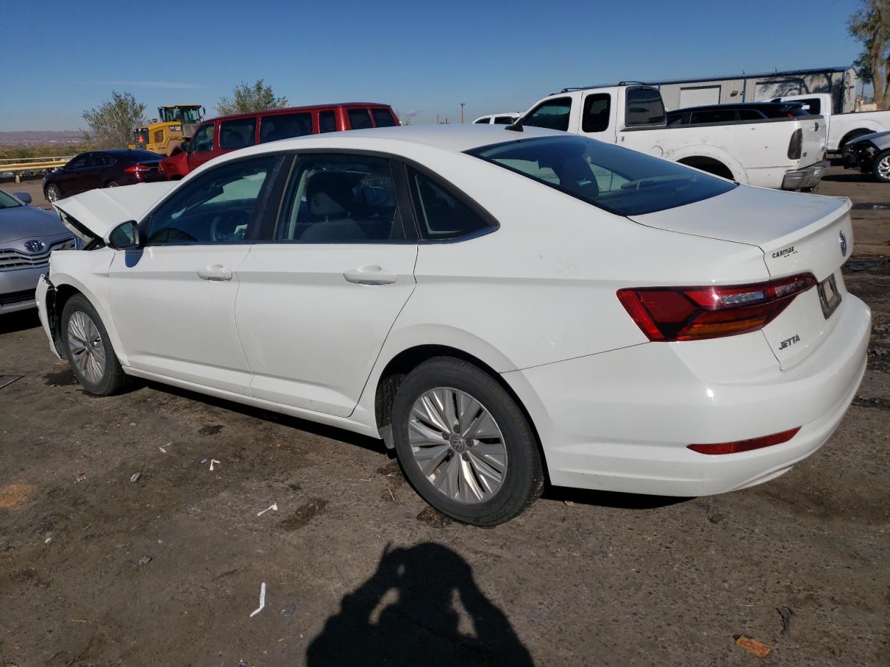 2019 Volkswagen Jetta - Image 2
