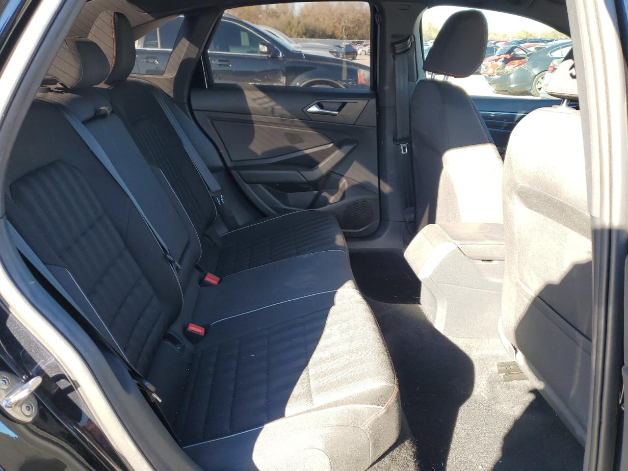 2019 Volkswagen Jetta - Image 10