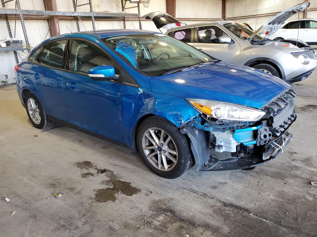 VIN 1FADP3F20GL261800 2016 FORD FOCUS no.4