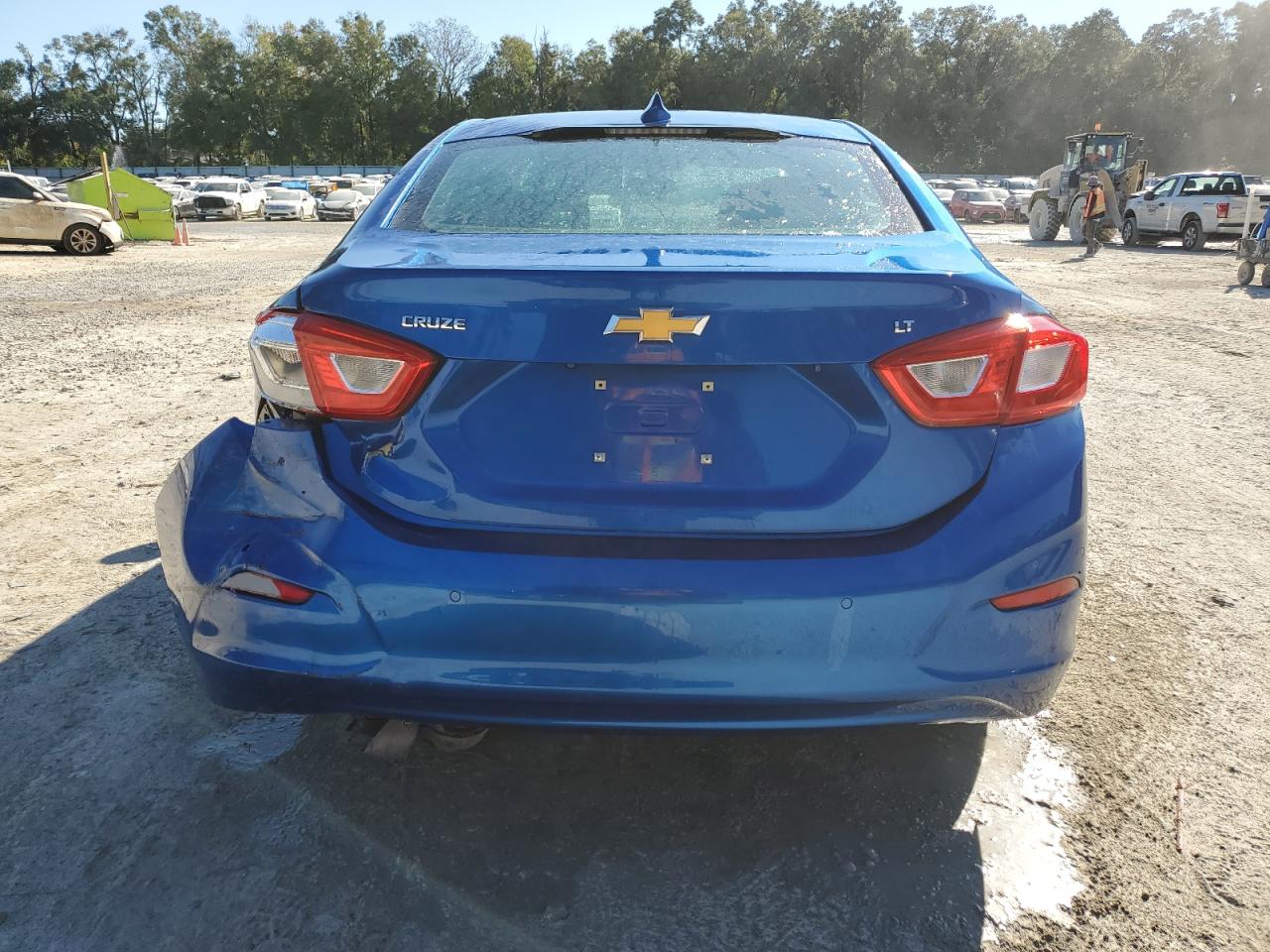 2017 Chevrolet Cruze - Image 6