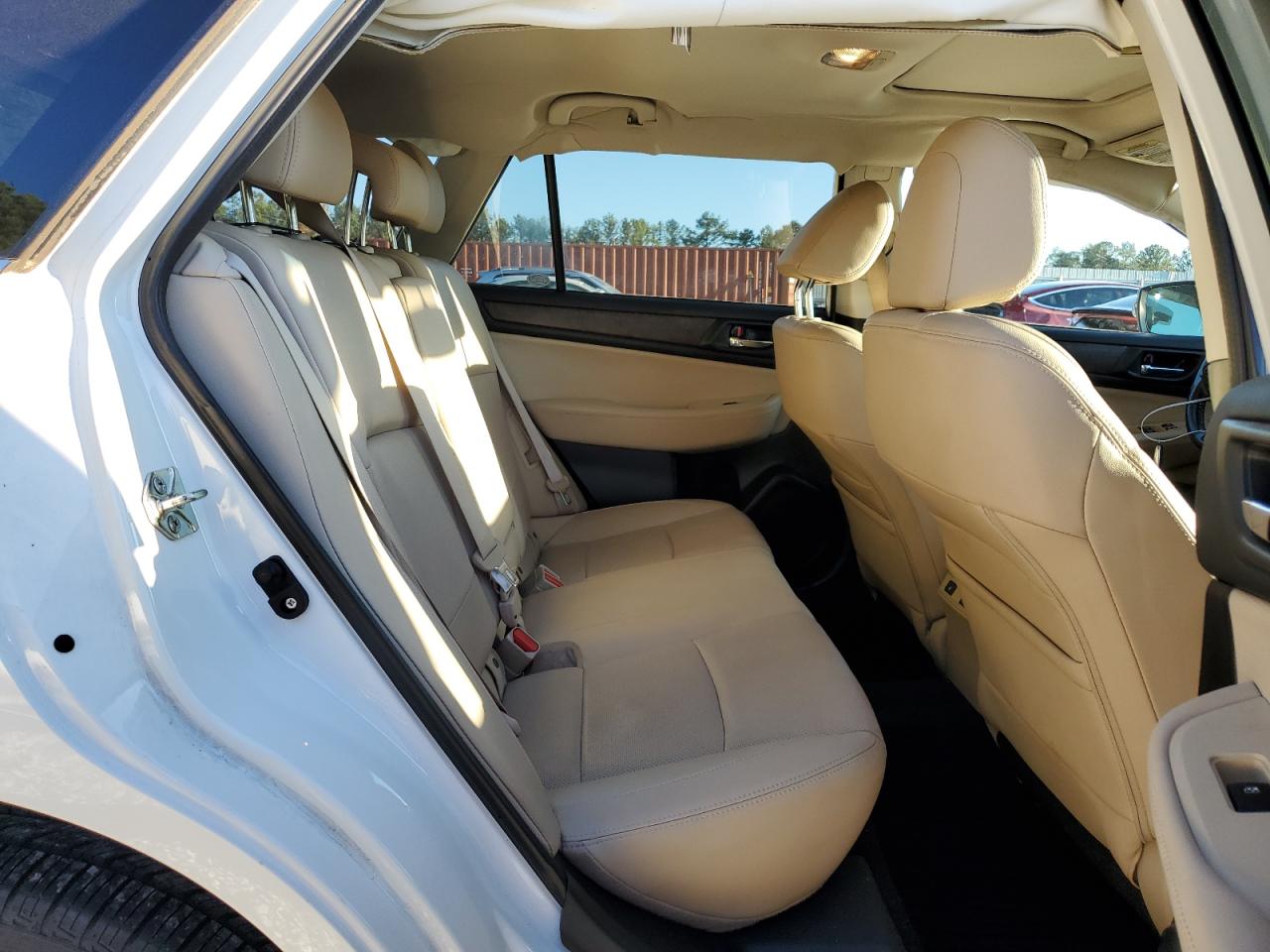 2016 Subaru Outback - Image 11