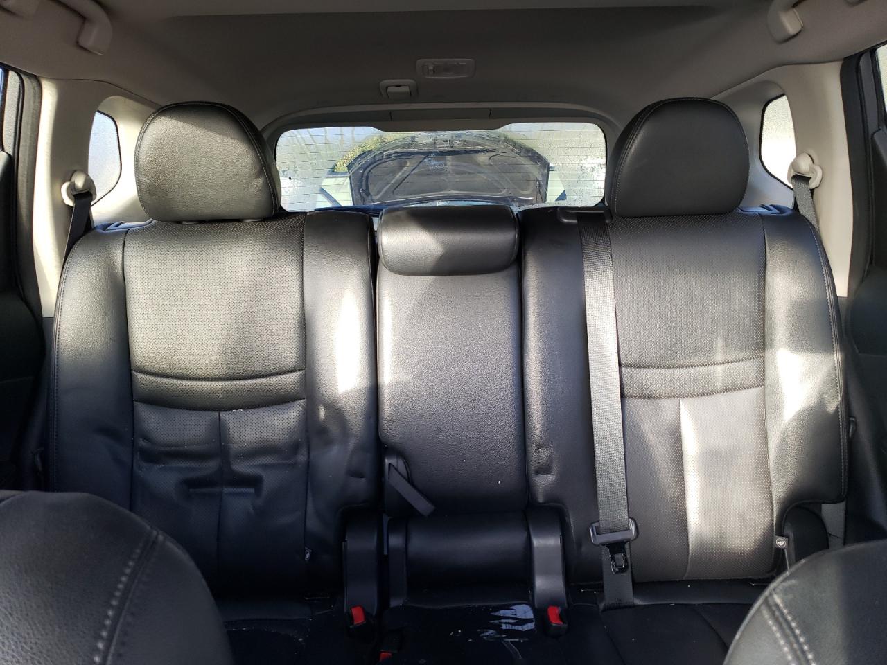 2019 Nissan Rogue - Image 10