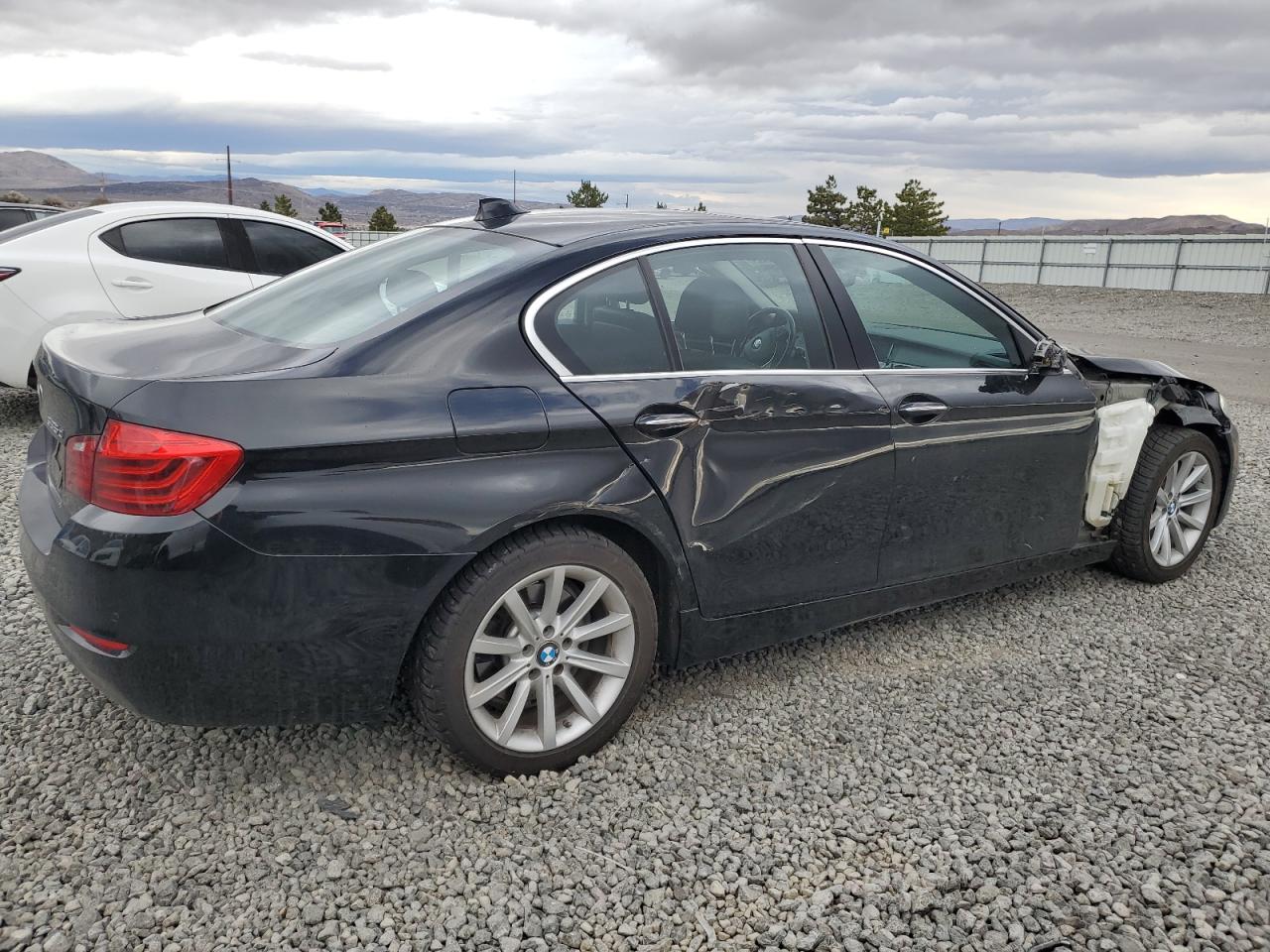 VIN WBAFV3C51FD686892 2015 BMW 5 SERIES no.3