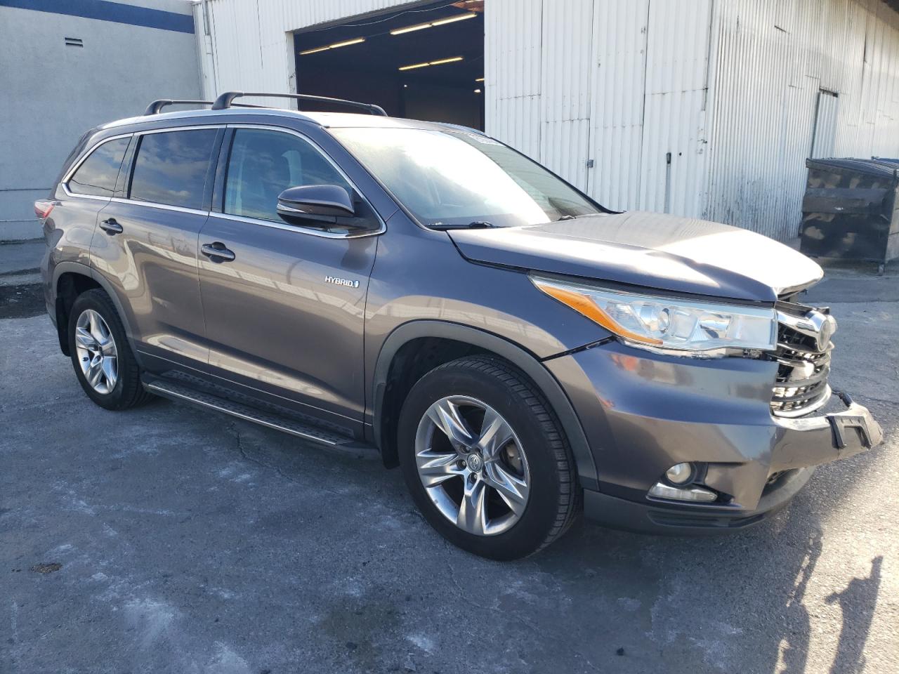 2015 Toyota Highlander - Image 4