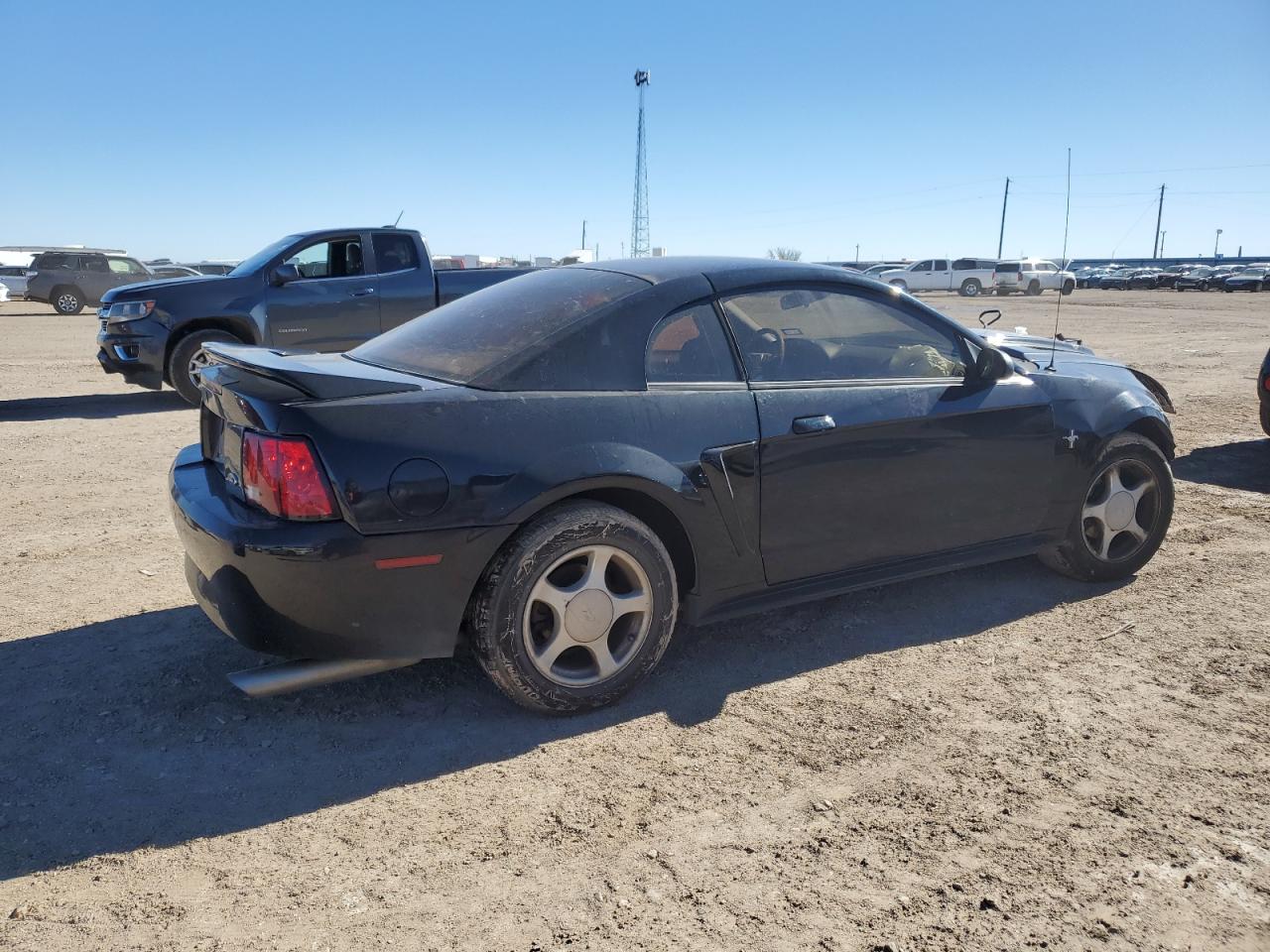 2003 Ford Mustang - Image 3