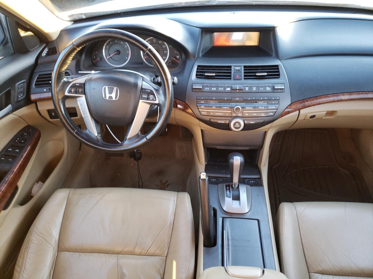 2011 Honda Accord - Image 8