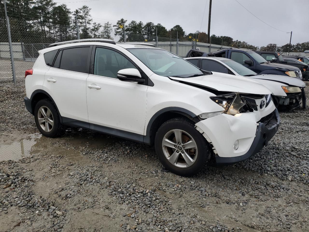 2015 Toyota RAV 4 - Image 4