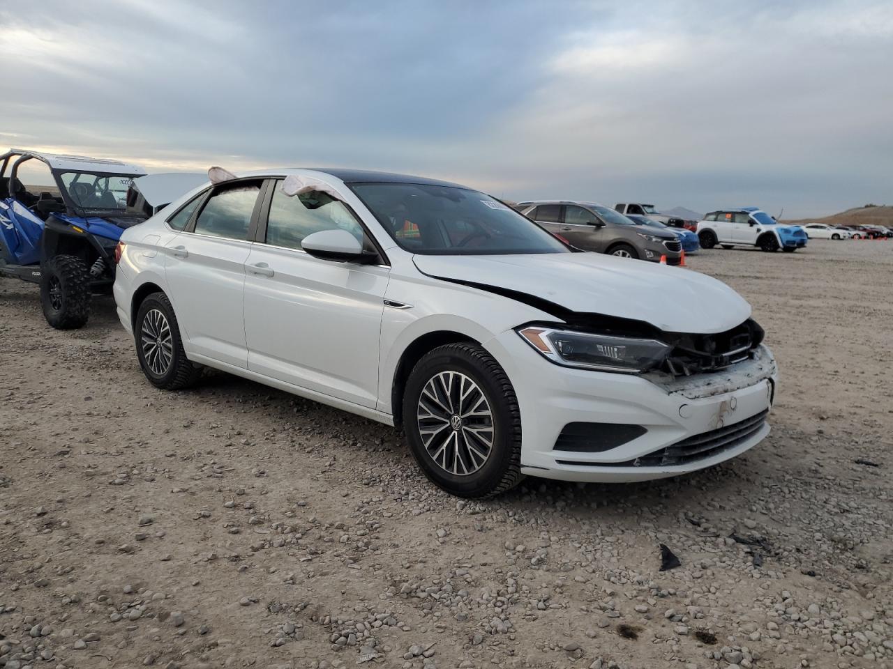 2019 Volkswagen Jetta - Image 4