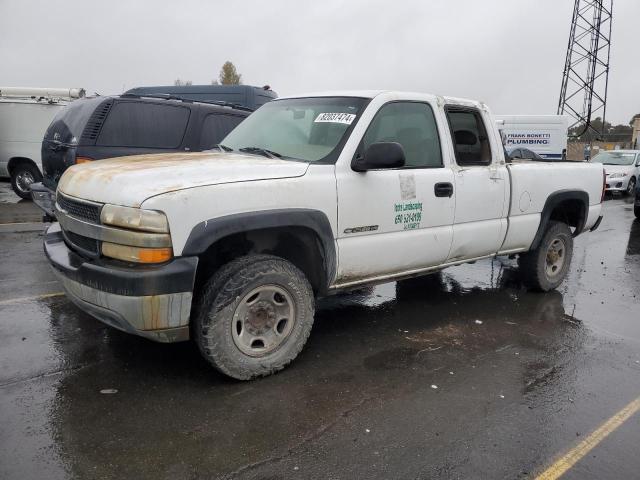 2001 Chevrolet Silverado C2500 Heavy Duty იყიდება Hayward-ში, CA - Side