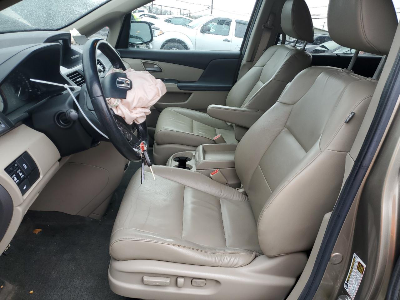 2012 Honda Odyssey - Image 7