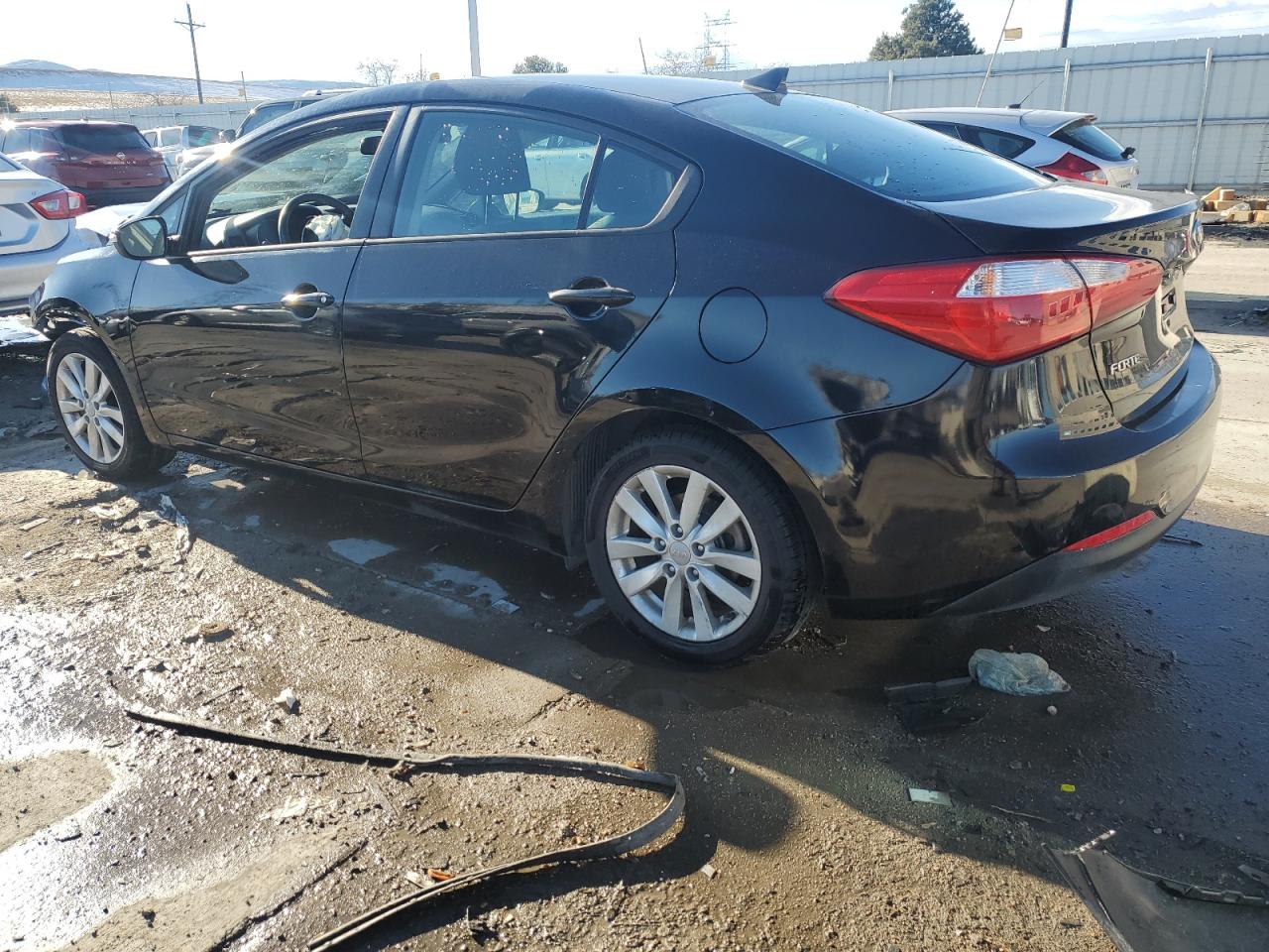 VIN KNAFX4A60E5241015 2014 KIA FORTE no.2