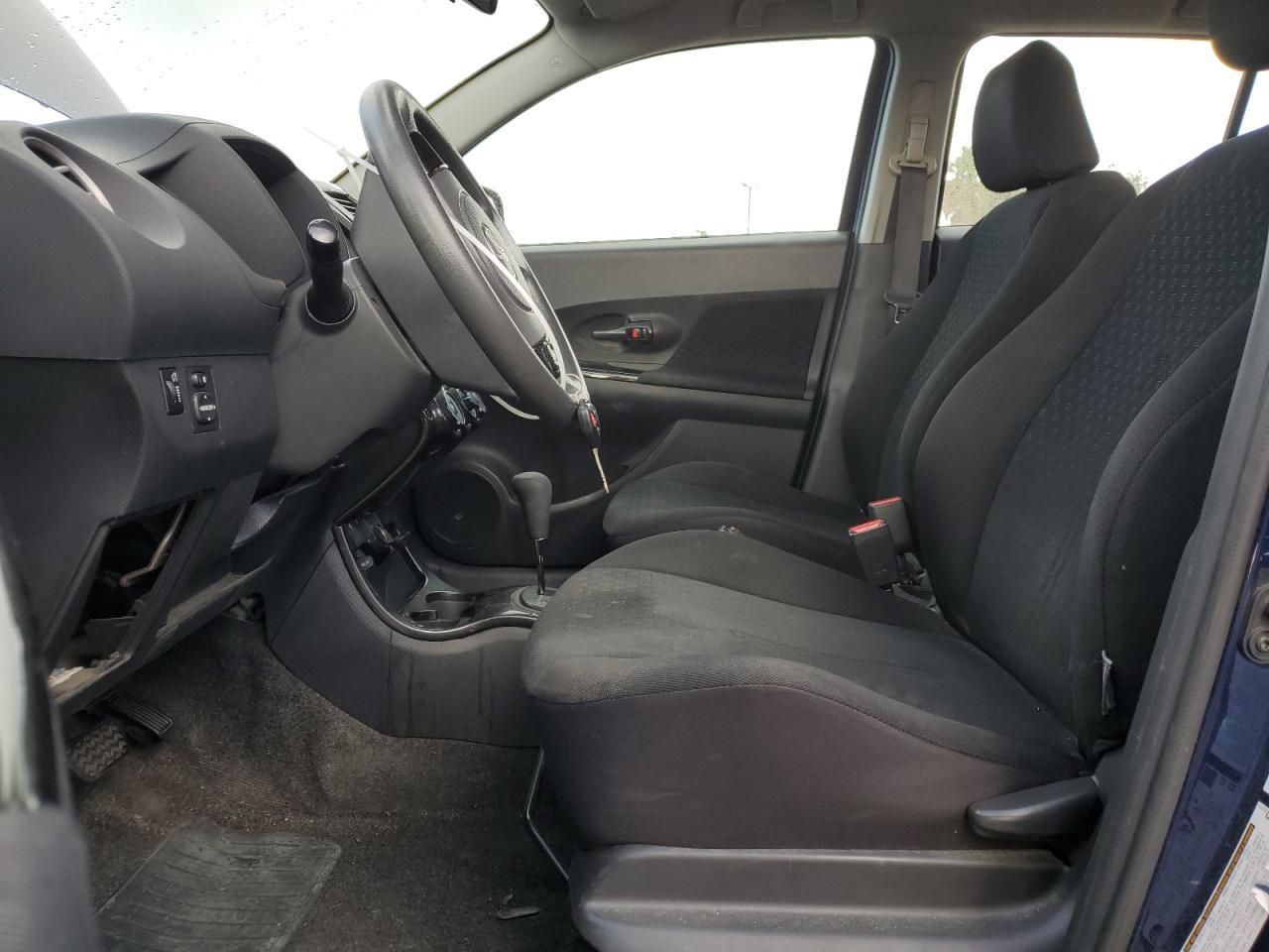 2009 Toyota xD - Image 7