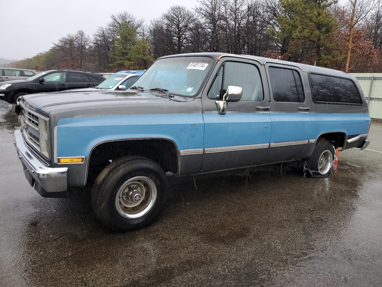 1987 Chevrolet Suburban V10