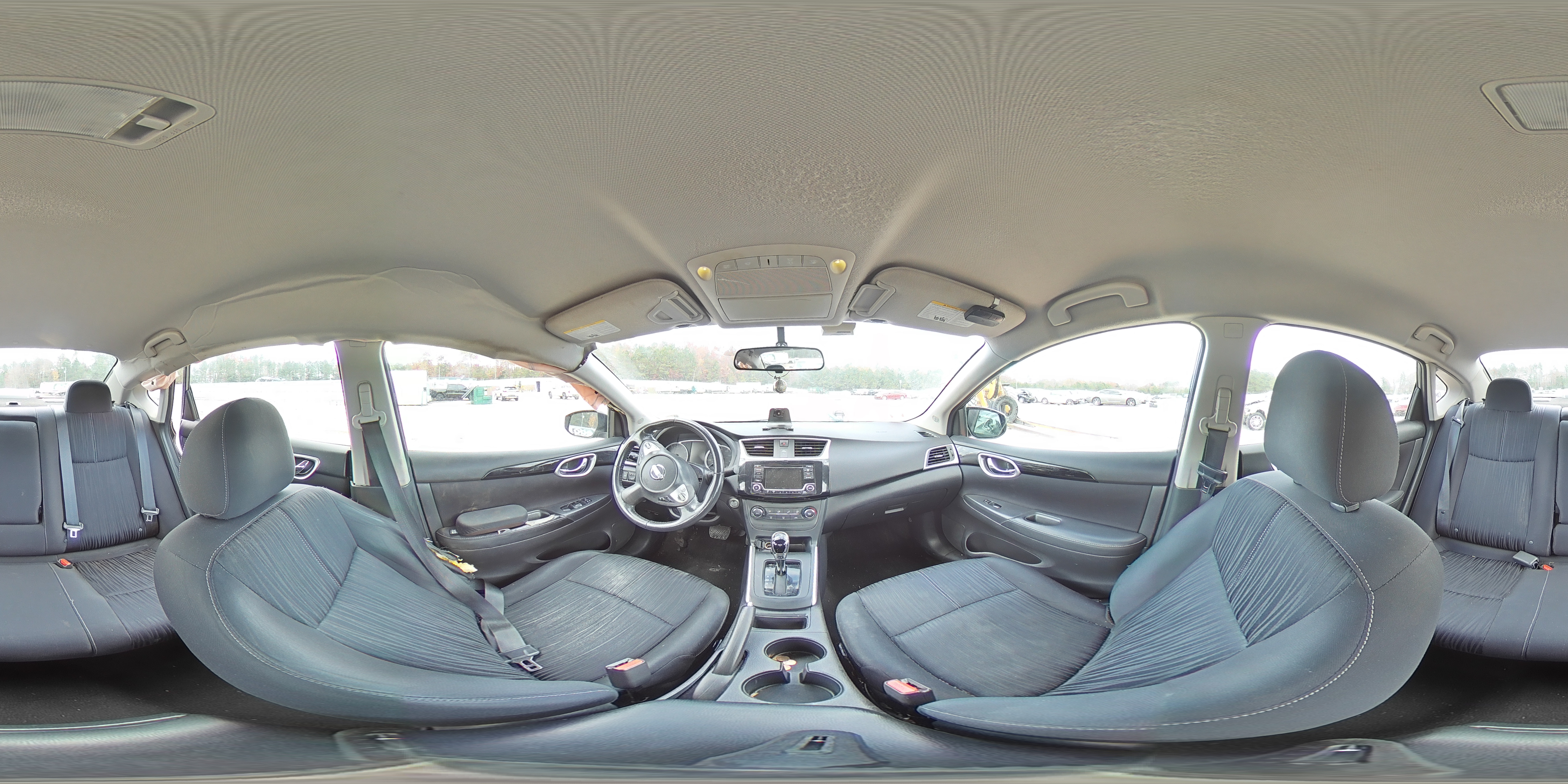 2016 Nissan Sentra - Image 13
