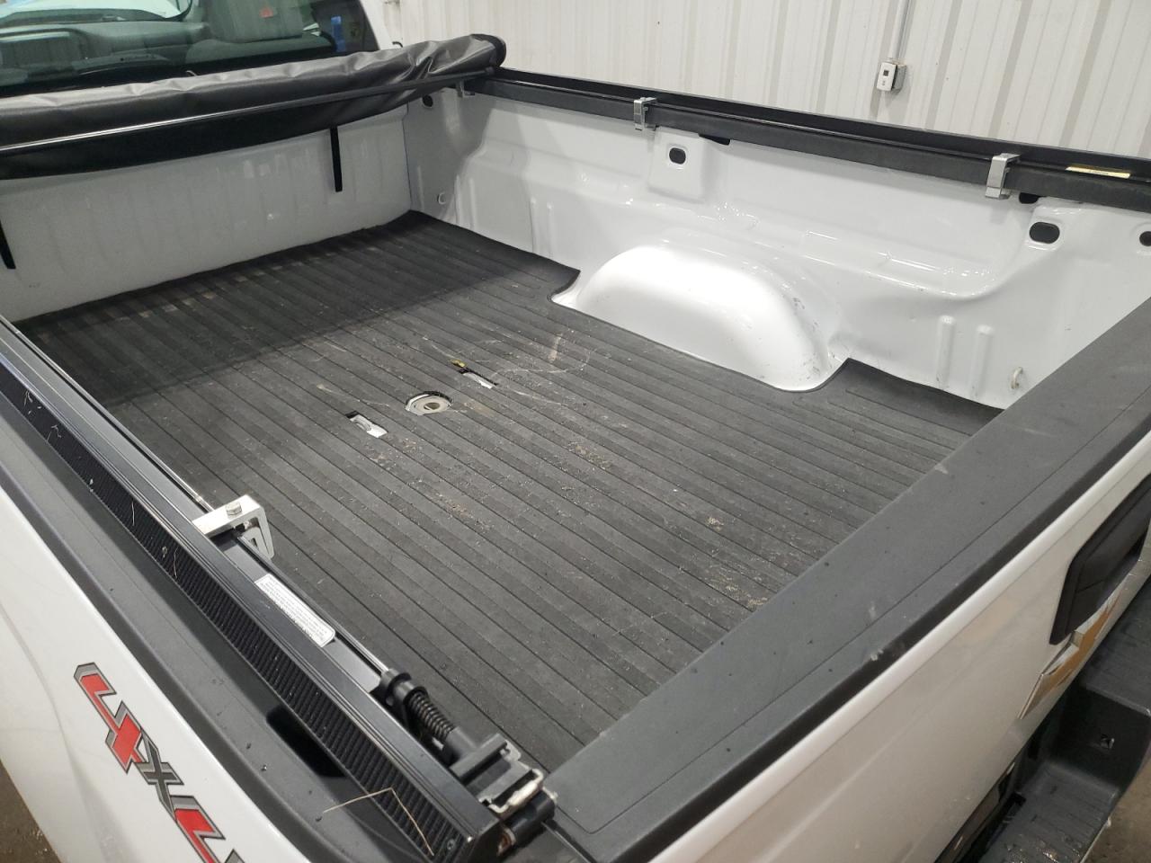 2017 Chevrolet Silverado - Image 10