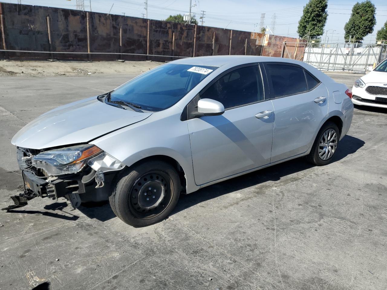 VIN 2T1BURHEXJC035461 2018 TOYOTA COROLLA no.1