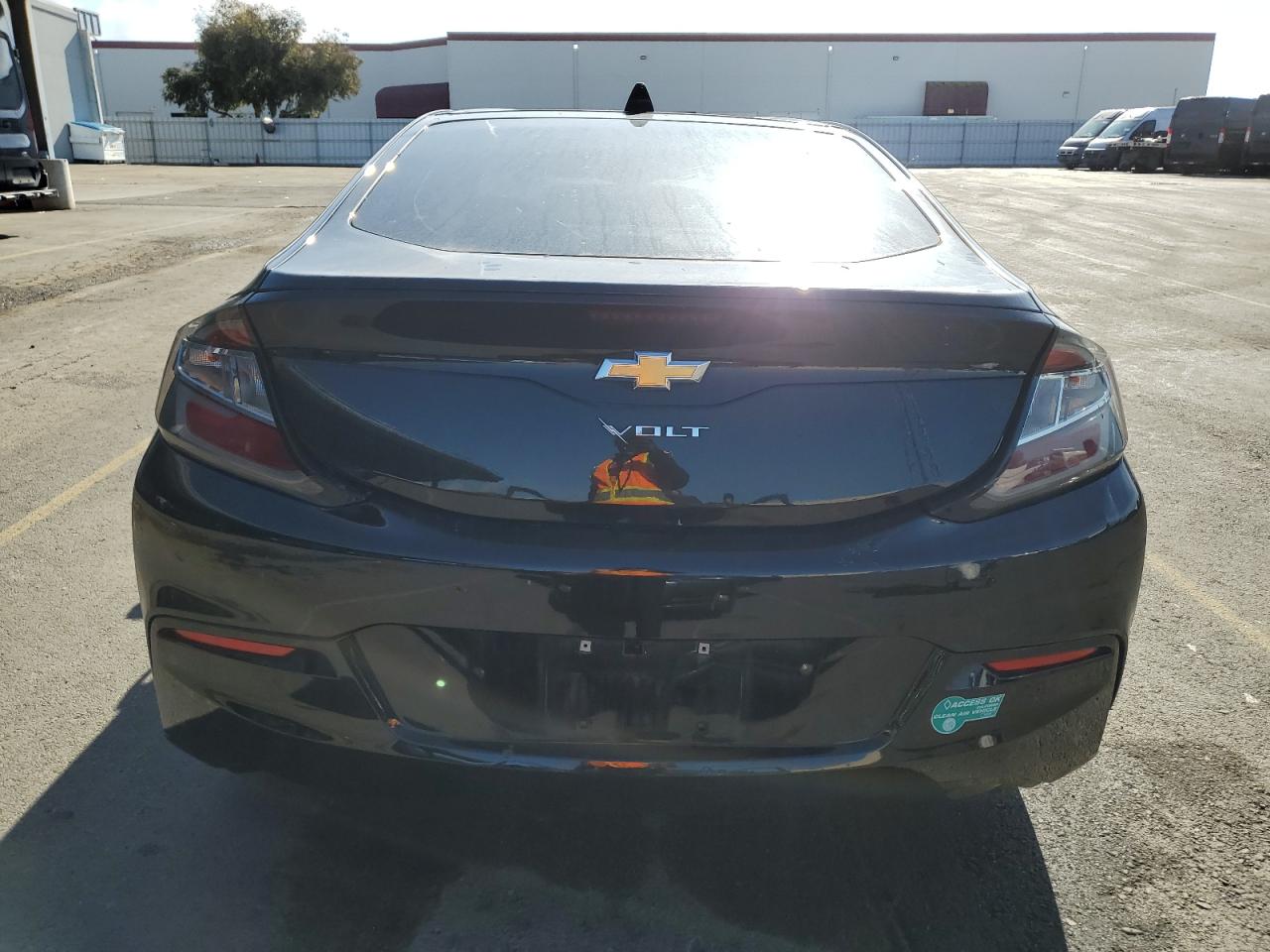 2017 Chevrolet Volt - Image 6