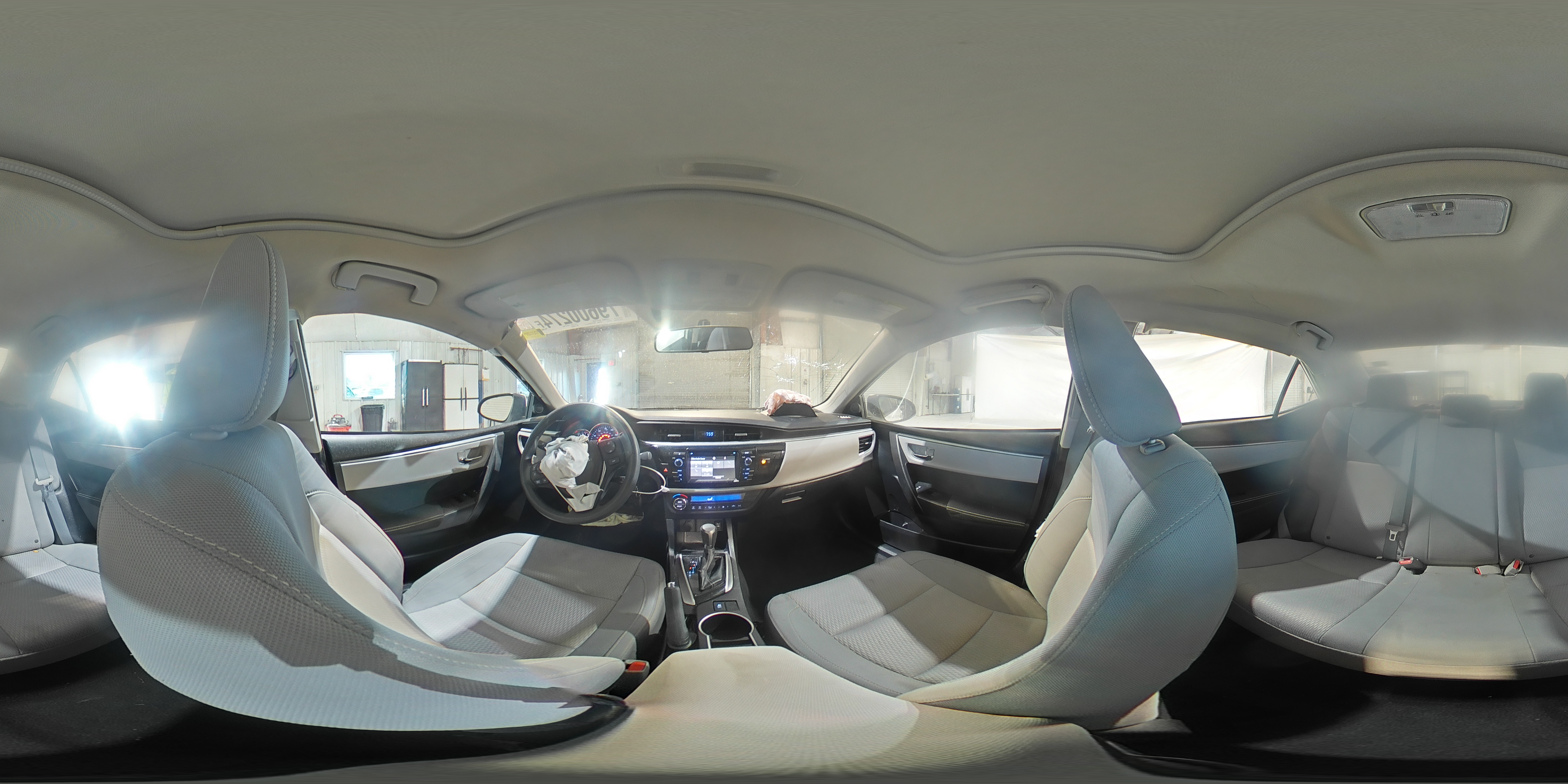 2014 Toyota Corolla - Image 13