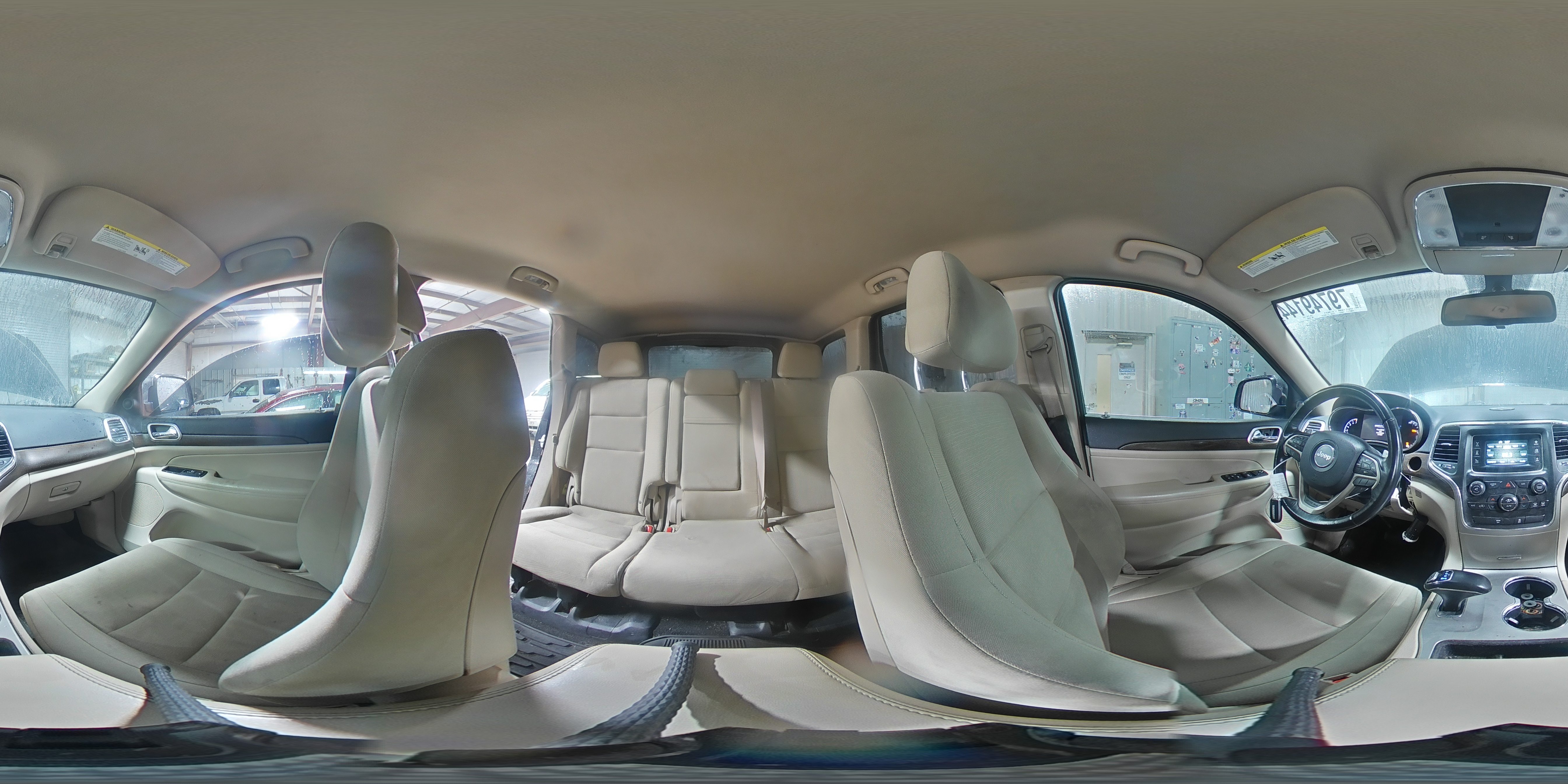 2015 Jeep Grand Cherokee - Image 15