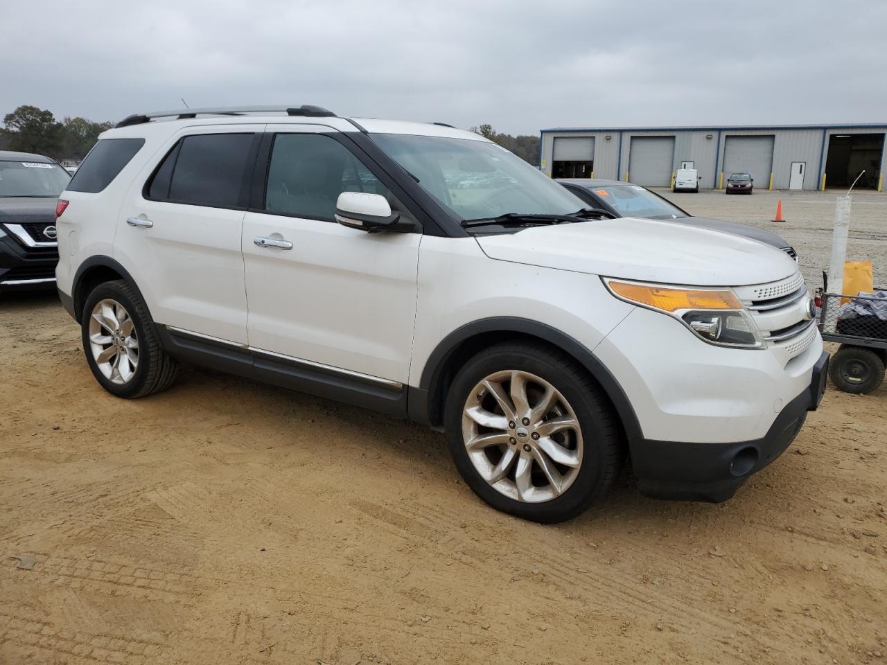 2014 Ford Explorer - Image 4
