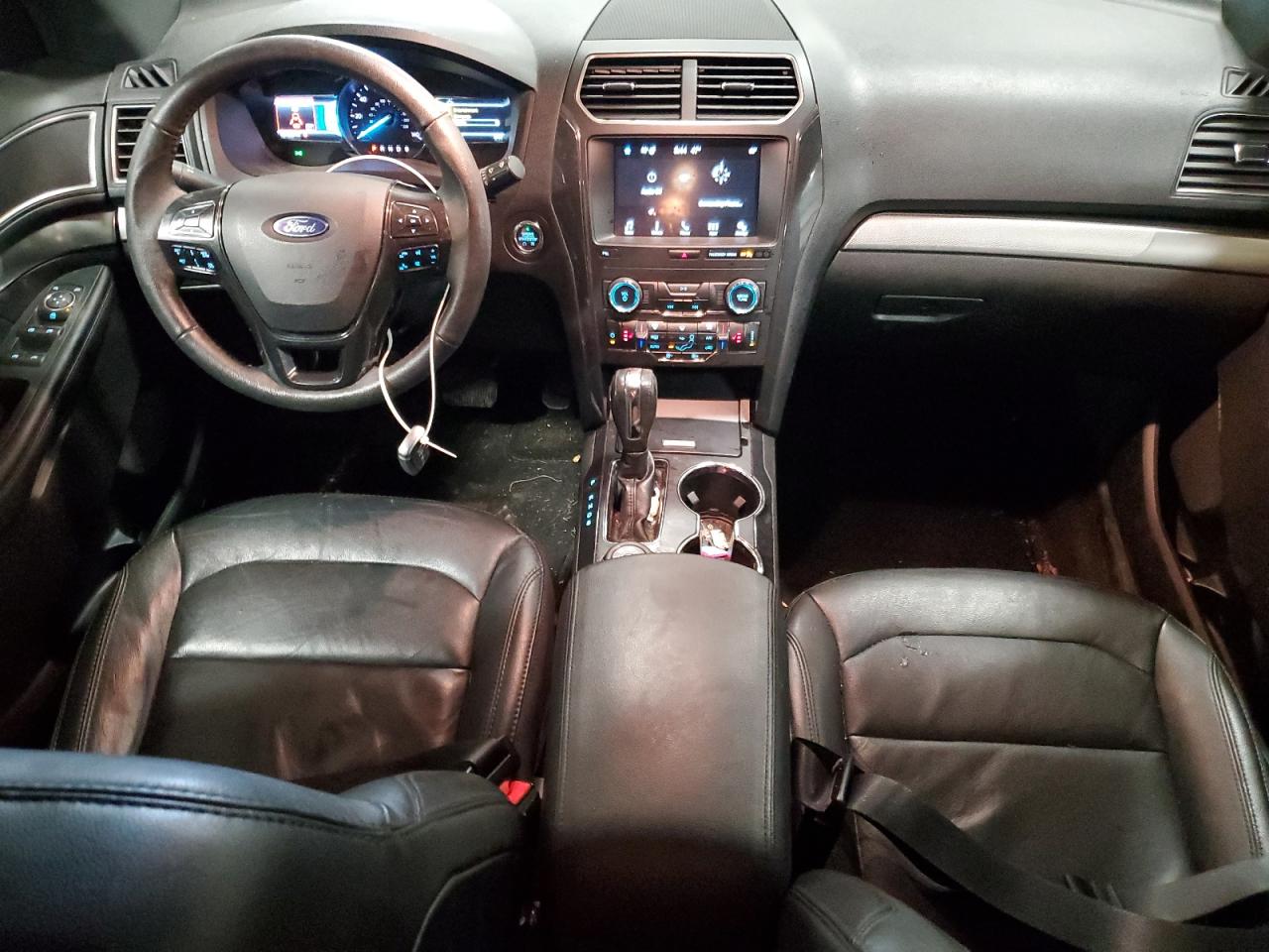 2018 Ford Explorer - Image 8