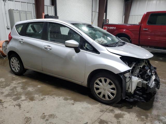  NISSAN VERSA 2015 Srebrny