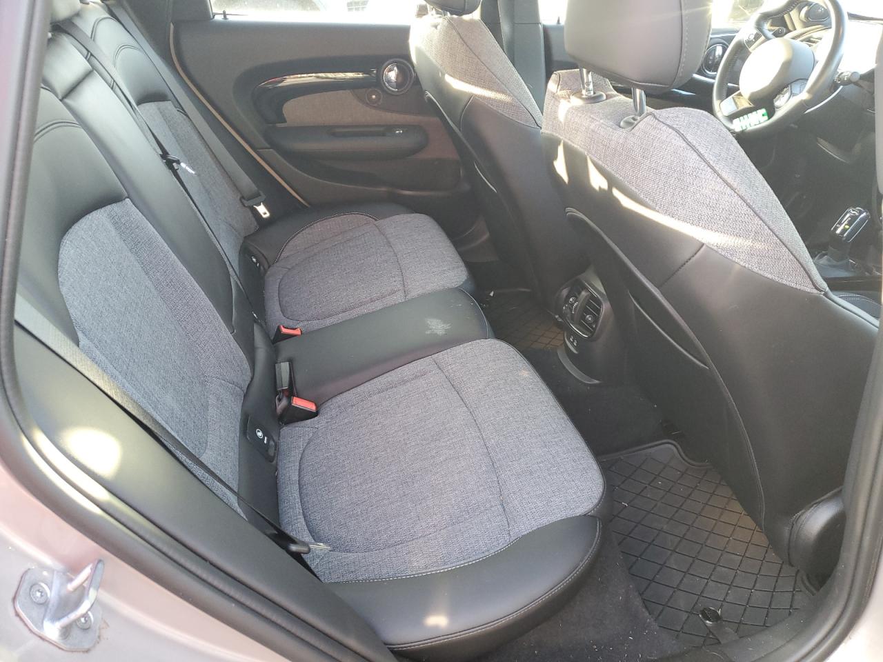 2022 MINI Cooper - Image 10