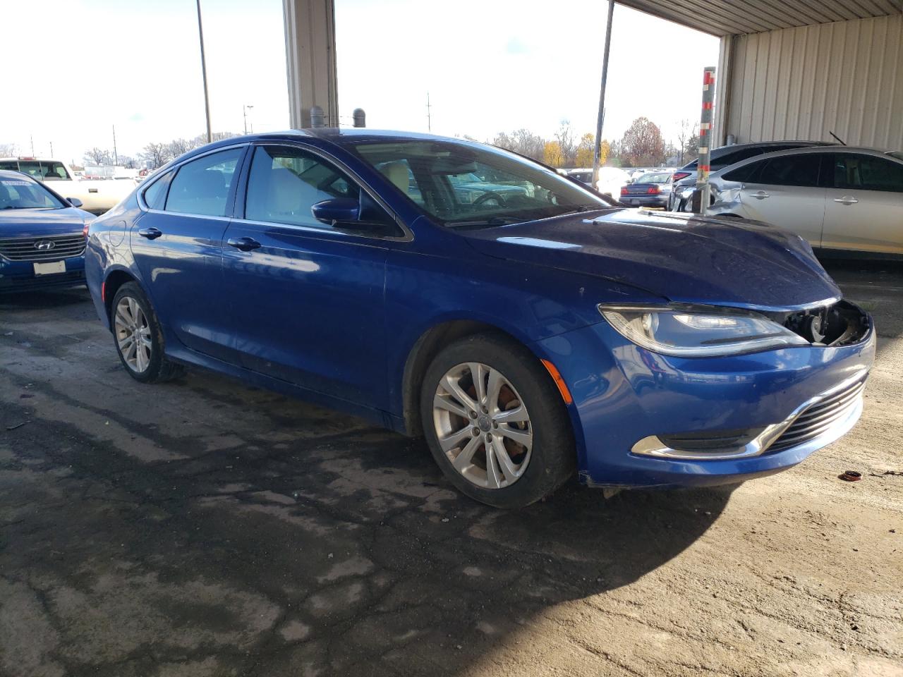 2016 Chrysler 200 - Image 4